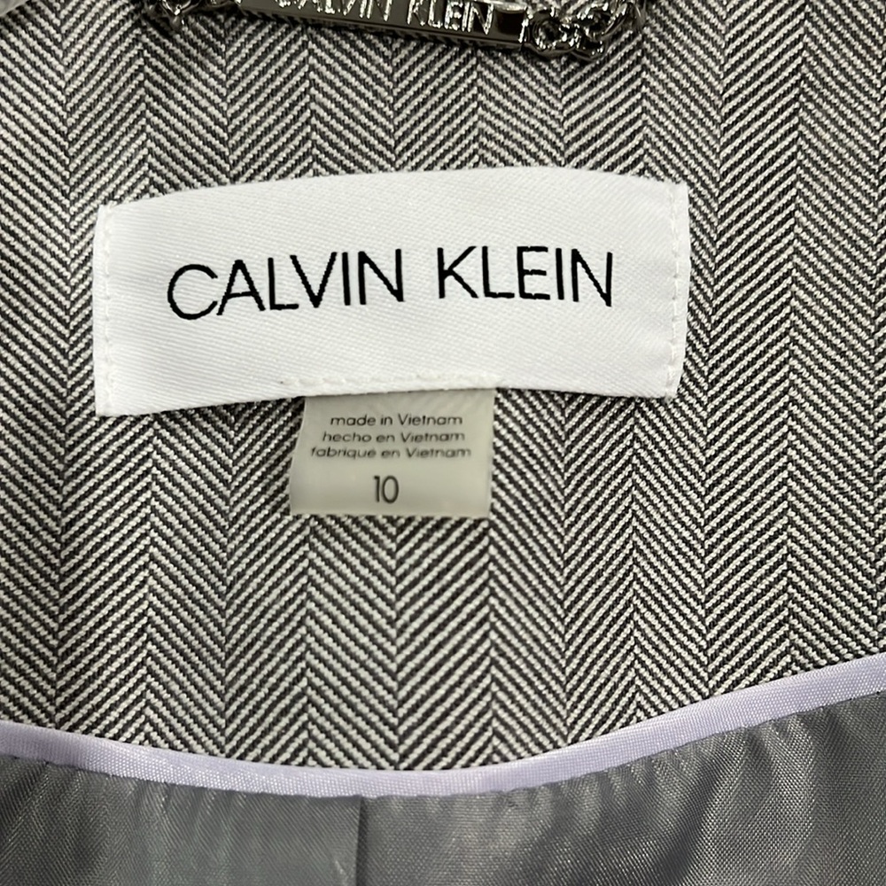 NWT Calvin Klein business suit - Picture 3 of 10